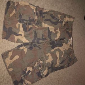 American Eagle Men’s Cargo Shorts - Longer Length